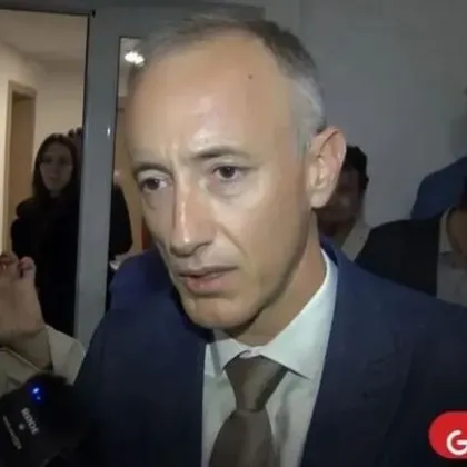 Първи клас може да се повтаря при незнание на български език