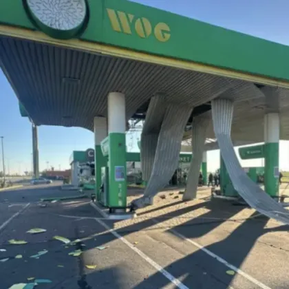 Един човек е загинал 15 души са ранени в резултат