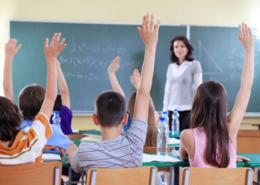 Ще има увеличение на учителските заплати