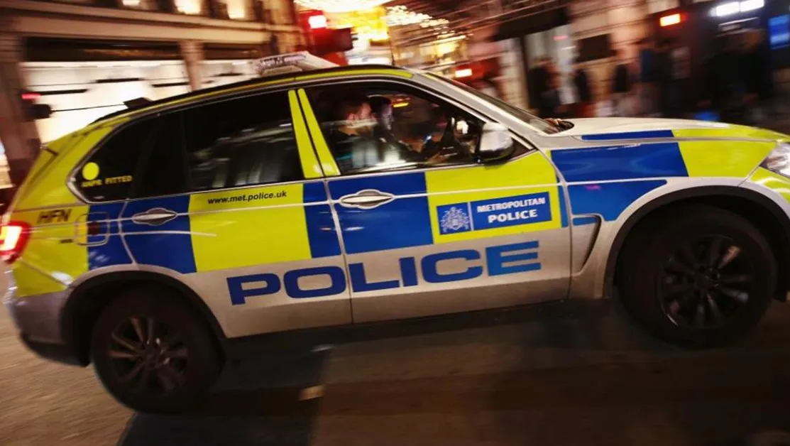 Клане във влак на Острова, девет души са в критично състояние ВИДЕО