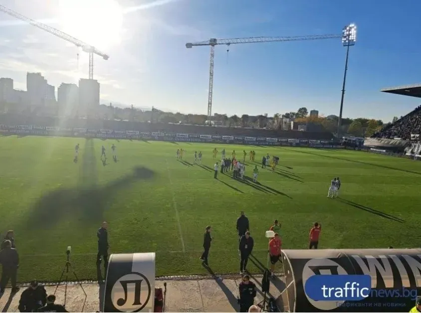 Локомотив Пловдив иска глоба и наказание за "Ботев" след прекратения мач