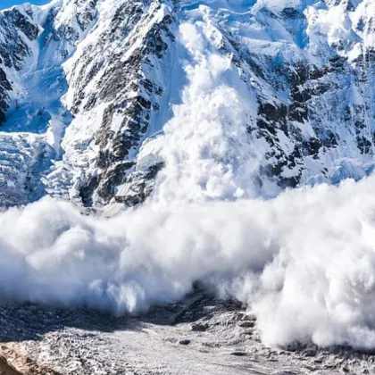 Петима германски алпинисти загинаха след като бяха затрупани от лавина