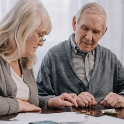 Повече от 360 000 българи работят и след пенсия за