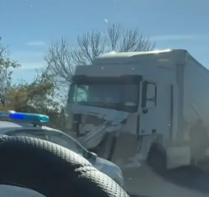 Задържаха шофьора на камиона от катастрофата с жертва в Търновско