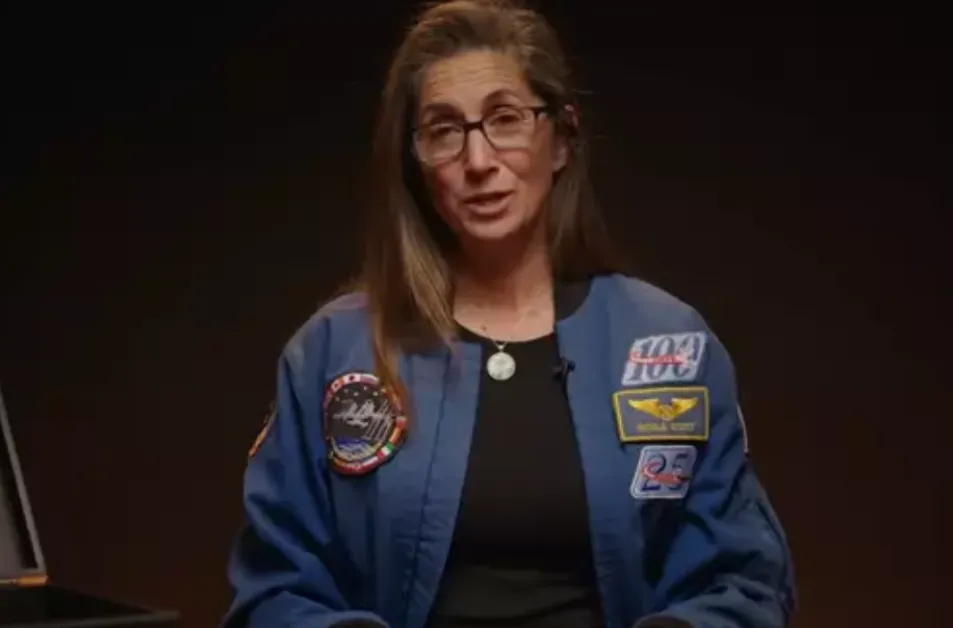 Може ли да се прави секс в космоса? Астронавтка от НАСА отговаря