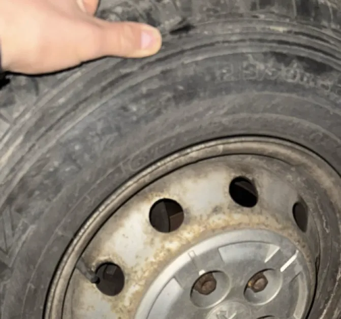 Жител на Ямбол: Паричките, които съм можел да дам на детето си, сега ще ги дам за гума