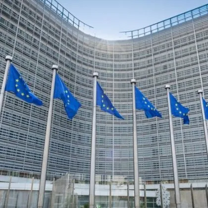 Европейската комисия удържа 215 млн. евро, предвидени за България