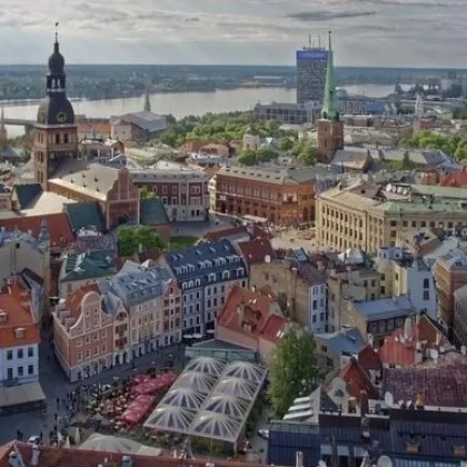 Латвийските депутати отложиха днес гласуването за напускането на европейския договор