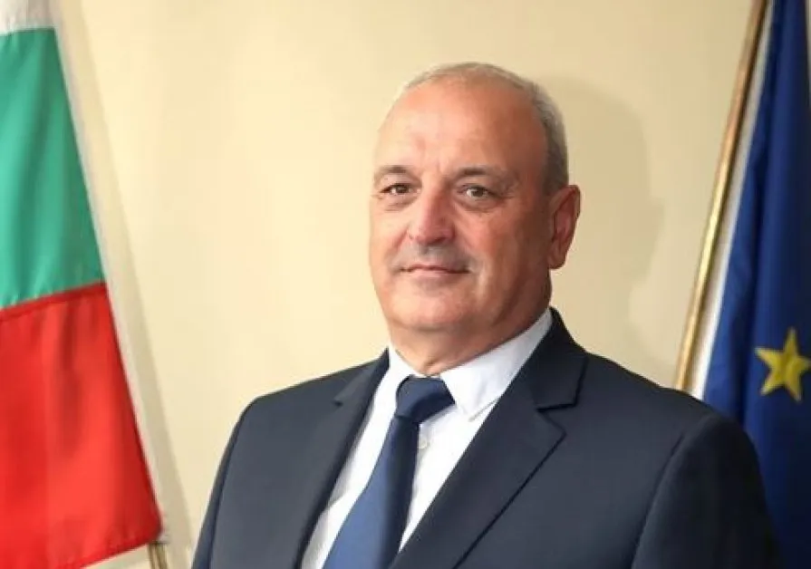 Почина заместник-министър Стоян Андонов