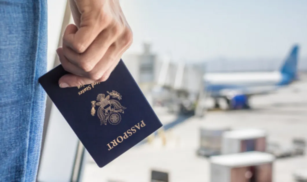 Хванаха мъж с чужд паспорт на летището в София