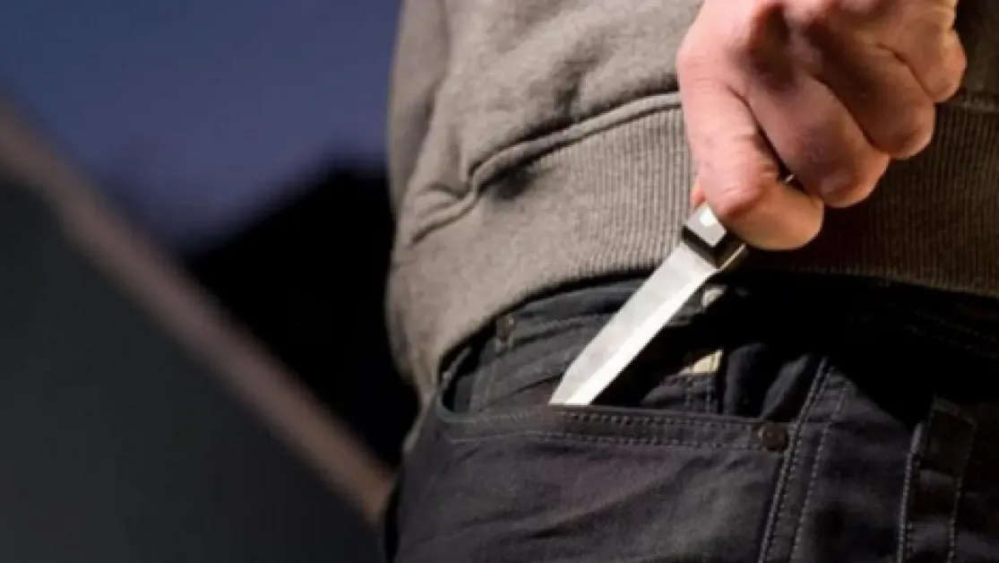 Мъж наръга друг в Пловдив