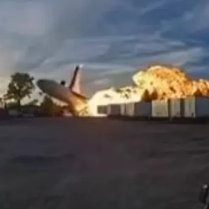 Американските федерални разследващи органи са открили черните кутии от останките