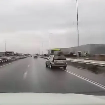 Шофьор с опасно включване на ключов път край Пловдив ВИДЕО