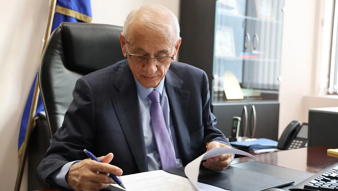 Кирилов уволни директора на РЗИ - Велико Търново и назначи проверка на качеството на въздуха