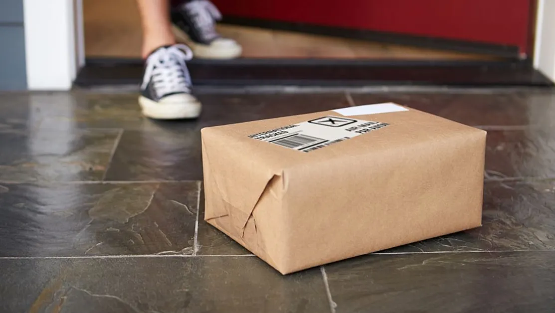 Служители във военновъздушната база "Андрюс" се разболяха след доставка на подозрителен пакет