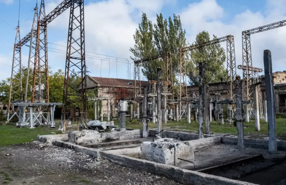 Мащабна руска атака остави части от Украйна без ток