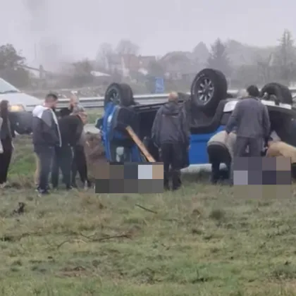 Тежка катастрофа в Старозагорско, кола е по таван