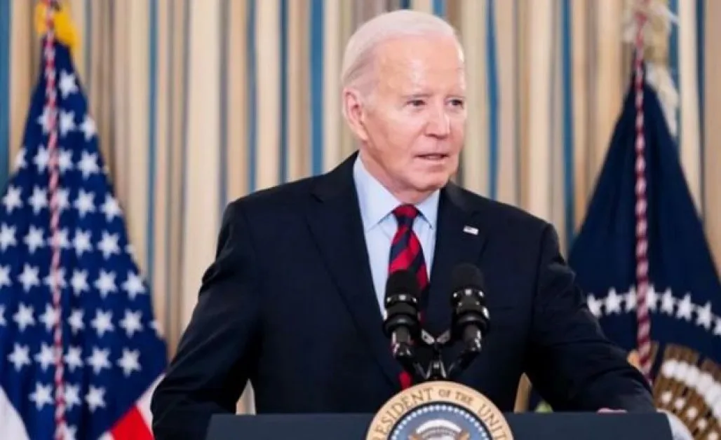 Байдън обяви, че САЩ е преживява „много, много мрачен момент", но видя "лъч надежда"