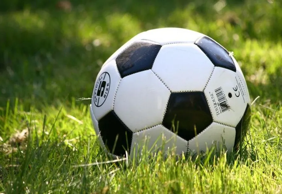 Футболен скандал! Привикаха на разпит 600 футболисти заради черно тото