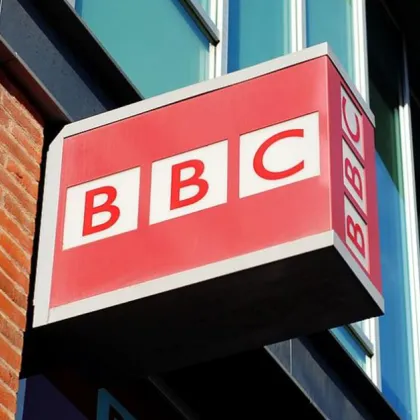 Оставки на шефове в Би Би Си ВИДЕО