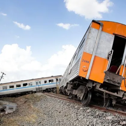 Два влака се сблъскаха в Словакия тази вечер предадоха Ройтерс и