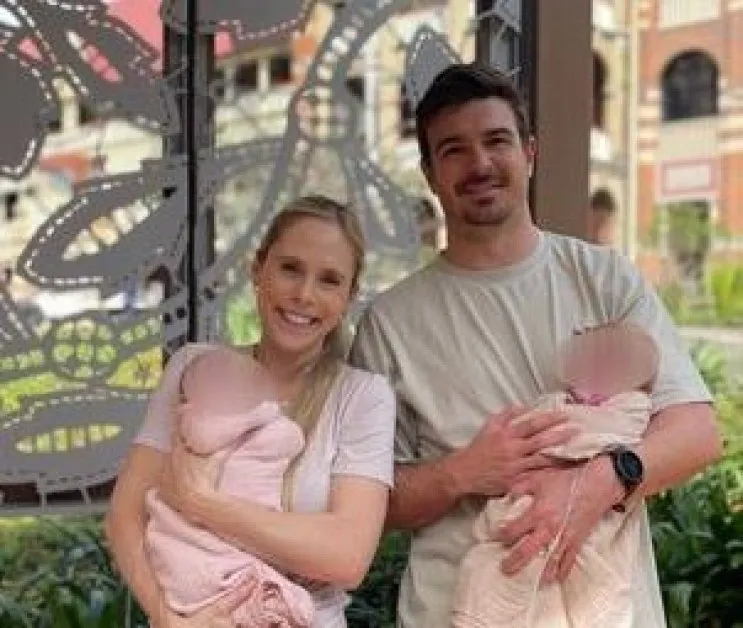 „Няма да играя ролята на Бог": Бременна отказа да избере кое от близначетата си да спаси, стана чудо