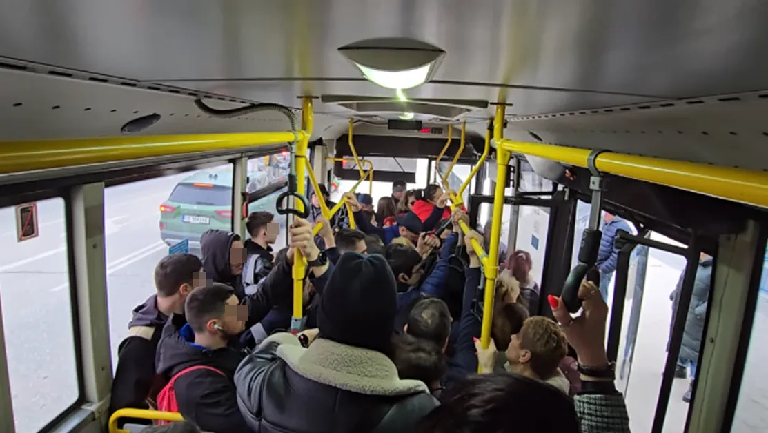 Отново хаос в Градския транспорт в Пловдив - претъпкани автобуси и редки курсове през уикенда