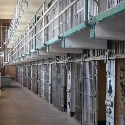 Кървави сблъсъци в затвор! Загинаха над 30 души