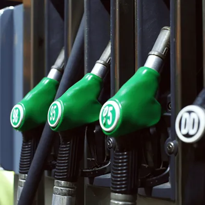 Лек скок в цените на горивата