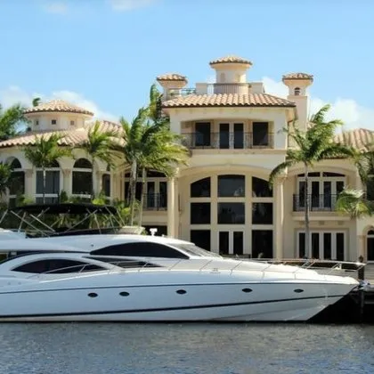 Стотици нови милионери се появиха в България за година, обявиха колко пари държат