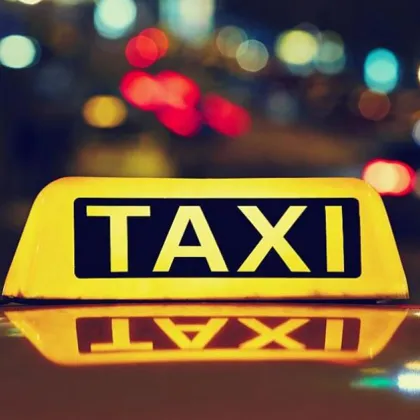 Такси блъсна младо момиче в Благоевград