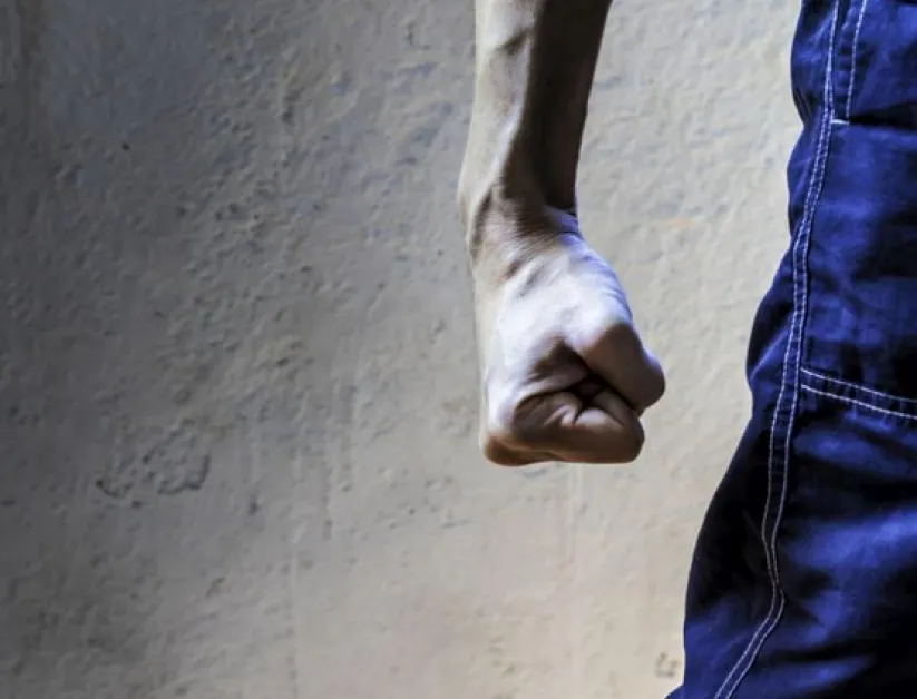 Мъж преби жестоко пенсионер