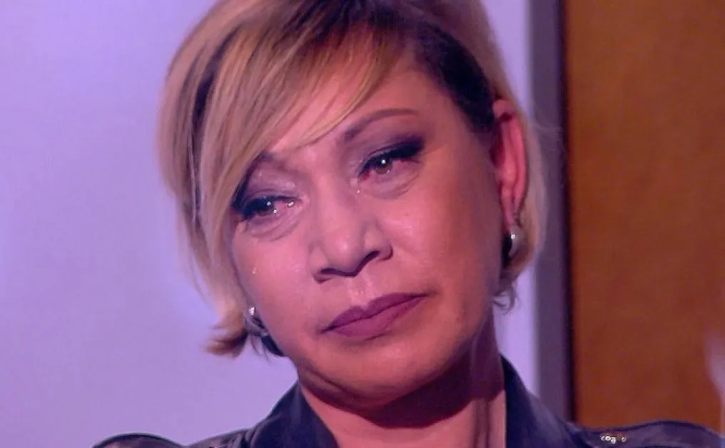 Фалшив некролог „уби" Кака Лара в TikTok. Тя отговори: Жива съм и ви каня на театър!