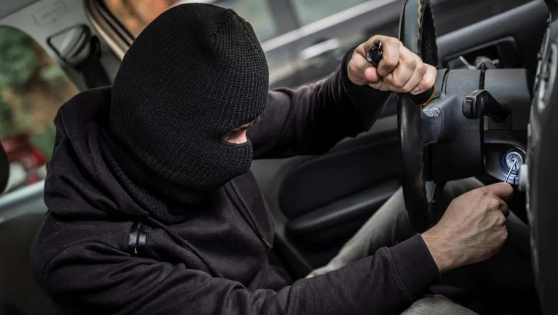 Мъж открадна бус от платен паркинг в София