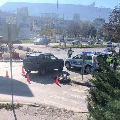 Инцидент с мотопед в Шумен, пристигнаха полицаи СНИМКА