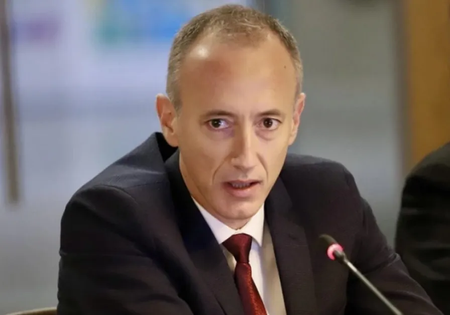 Министър Вълчев: Пловдивска област е с най-много ученици, които не владеят български език