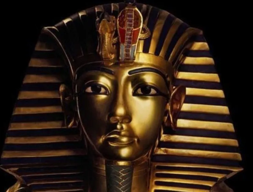 Проклятието на Тутанкамон: Как мумията на фараона бе обезглавена и разчленена