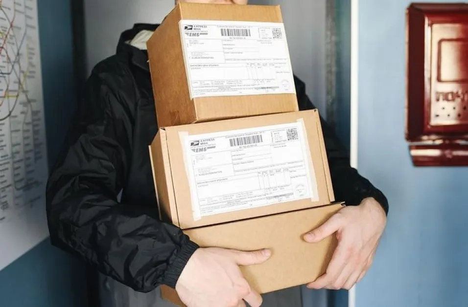 Гърция налага такса на всеки малък пакет от Китай