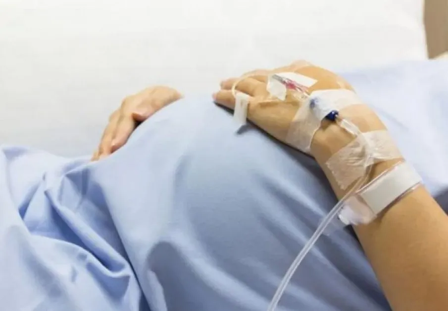 Майка забременя с 9 деца