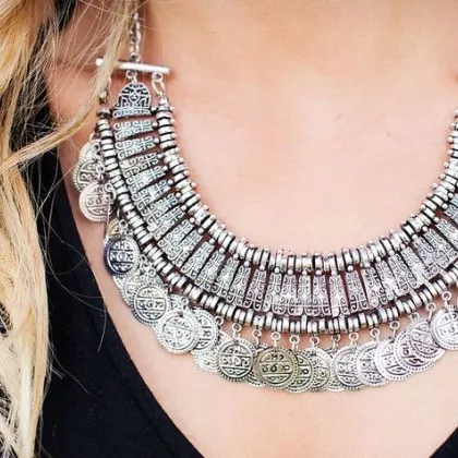 Насилие и заложници: Задигнаха бижута за над 1 милион евро