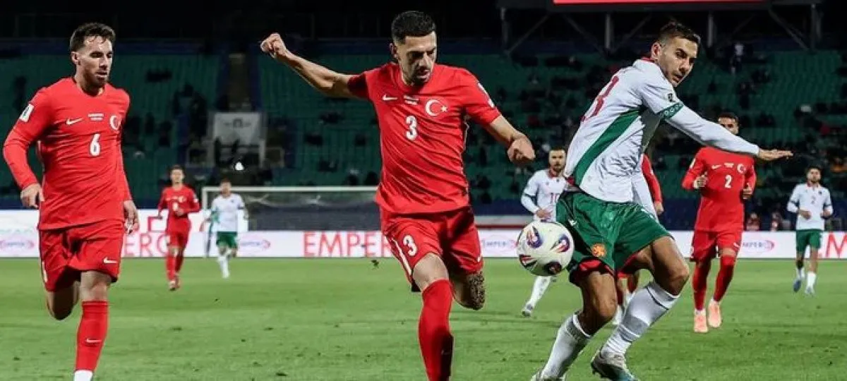 Нова загуба! Футболните национали паднаха и от Турция