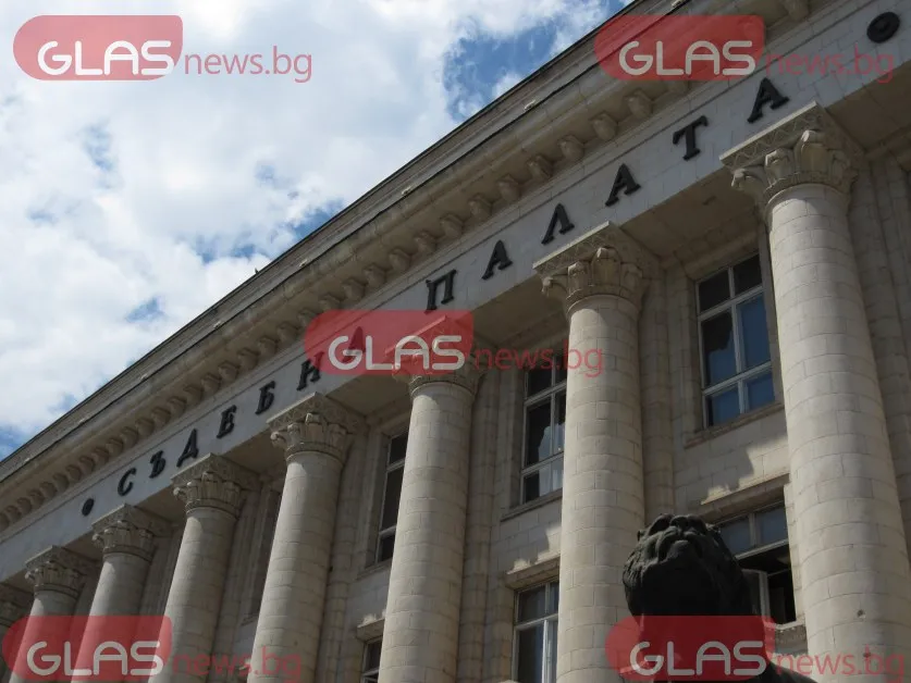 Обвинение за единия от задържаните митничари на ГКПП "Калотина"