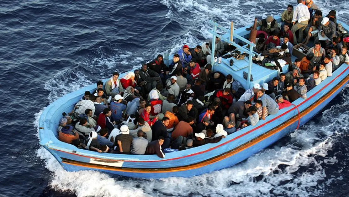 Две лодки с мигранти се преобърнаха край бреговете на Либия