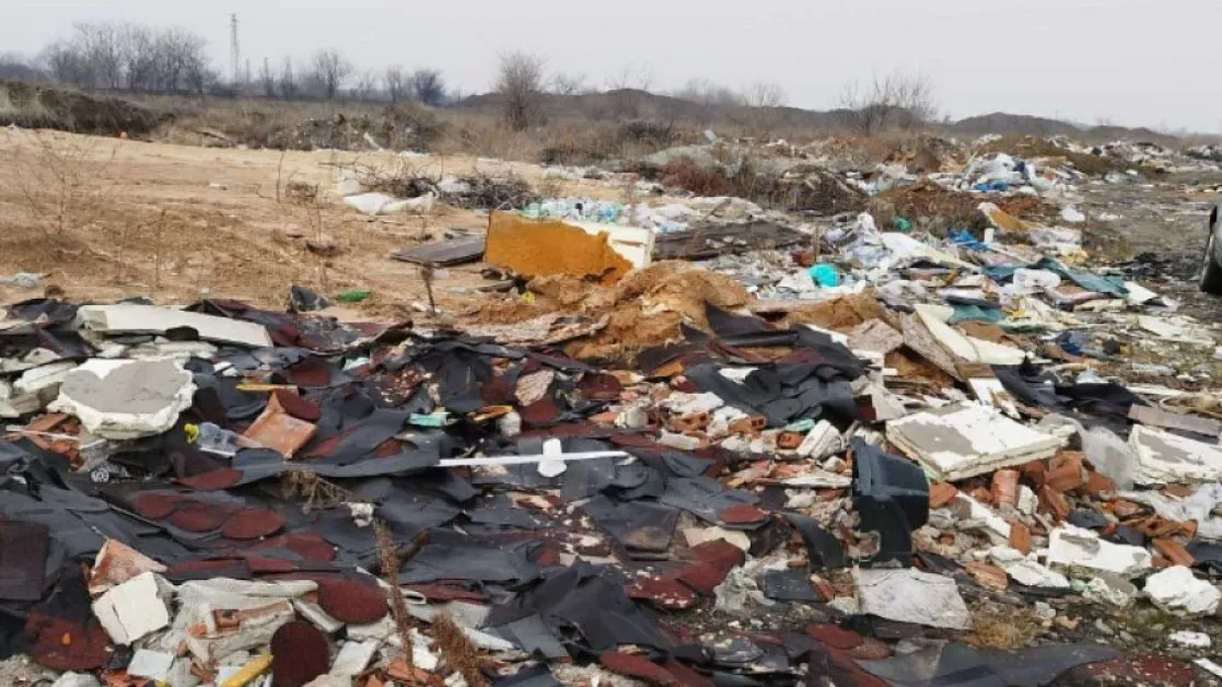 Хиляди са терените, замърсени от незаконните сметища