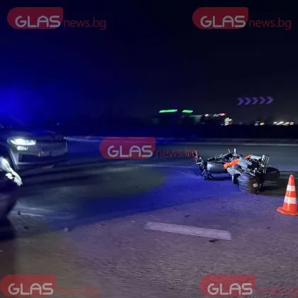 Огромно задръстване се е образувало в момента по трилентовия път