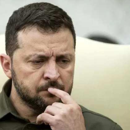 Украинският президент Володимир Зеленски обяви че предстоят промени по върховете