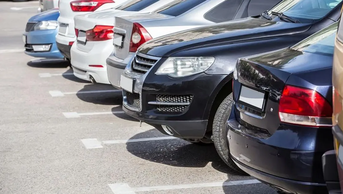 Варна на протест: Жители срещу зелената зона за платено паркиране