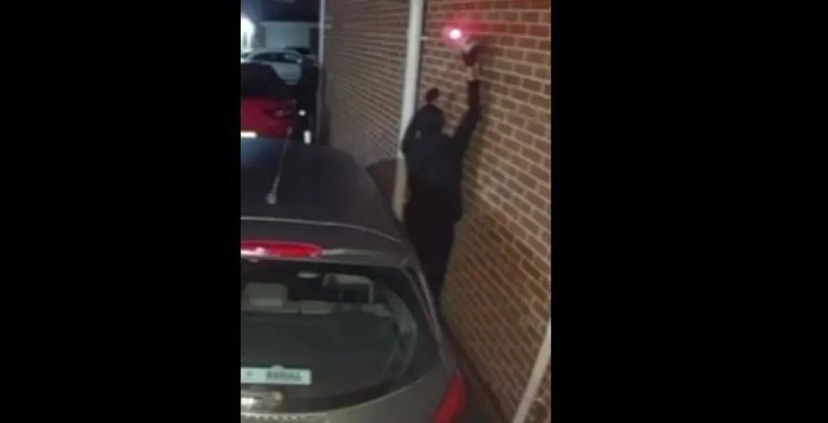 Серия от кражби на коли с безключов достъп, автоджамбазите използват джаджи за по 20 000 паунда