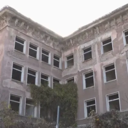 Частна собственост е опасната сграда в столичния квартал Овча купел