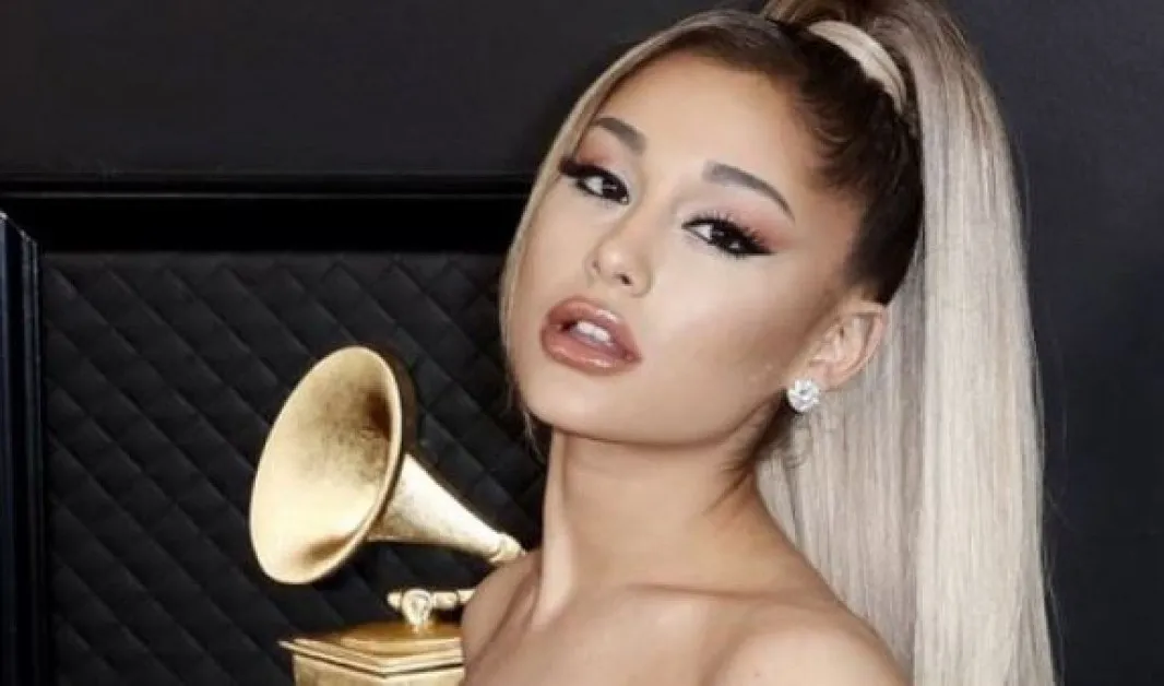 Затвор за мъжа, сграбчил Ариана Гранде на премиера